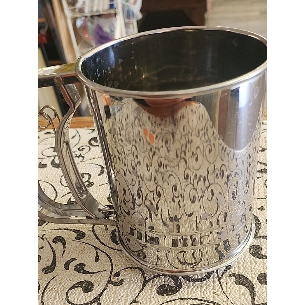 Flour Sifter - Picture 3 of 7